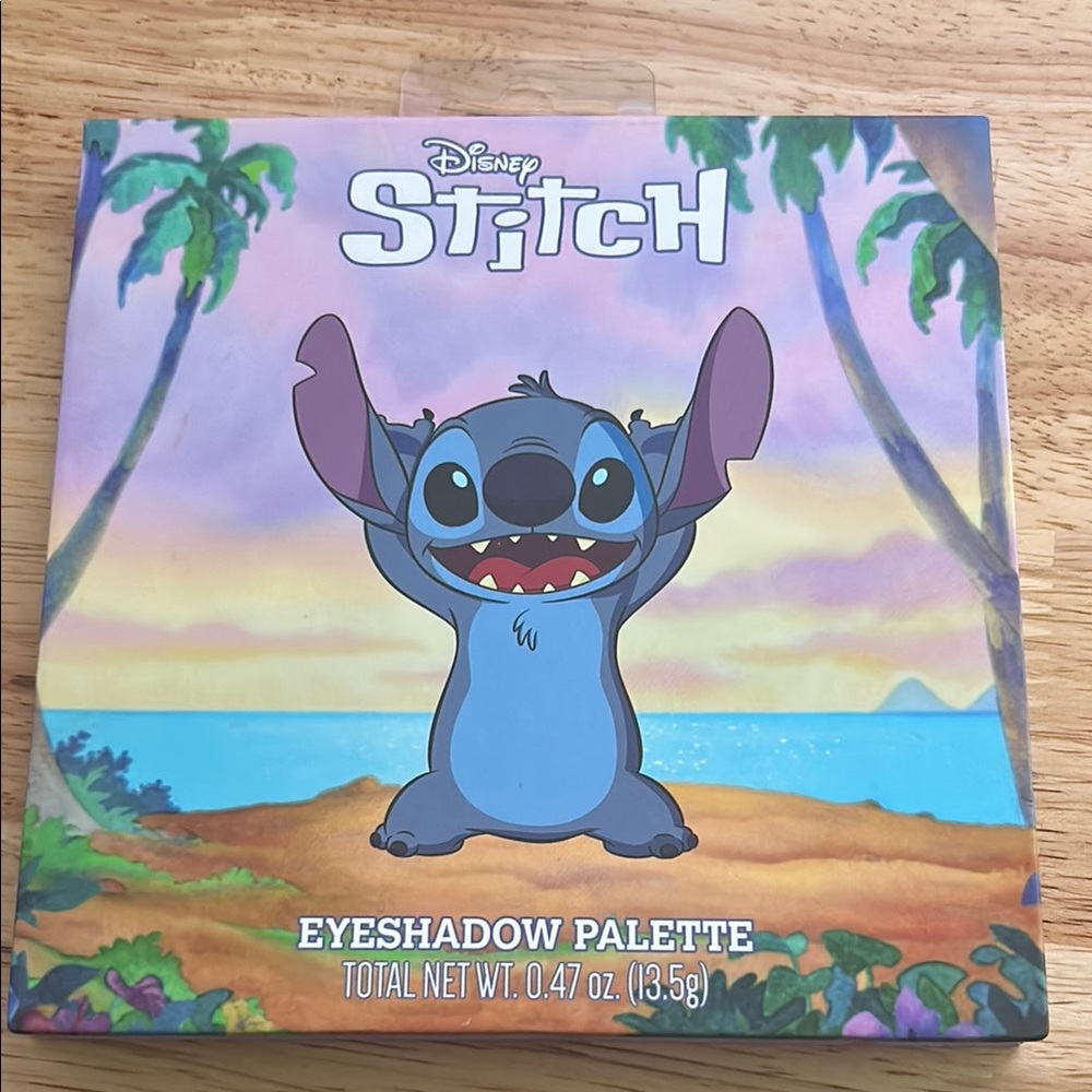 Disney Stitch Tropical Eyeshadow Palette